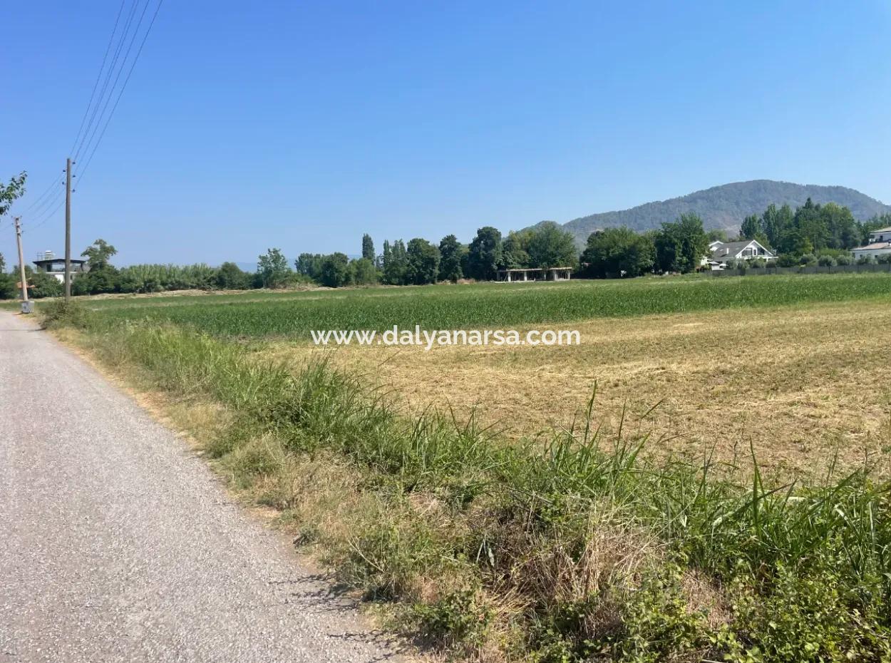 Grundstück Zum Verkauf Von 2715M2 Im Bebauten Gebiet Des Dorfes In Okçular