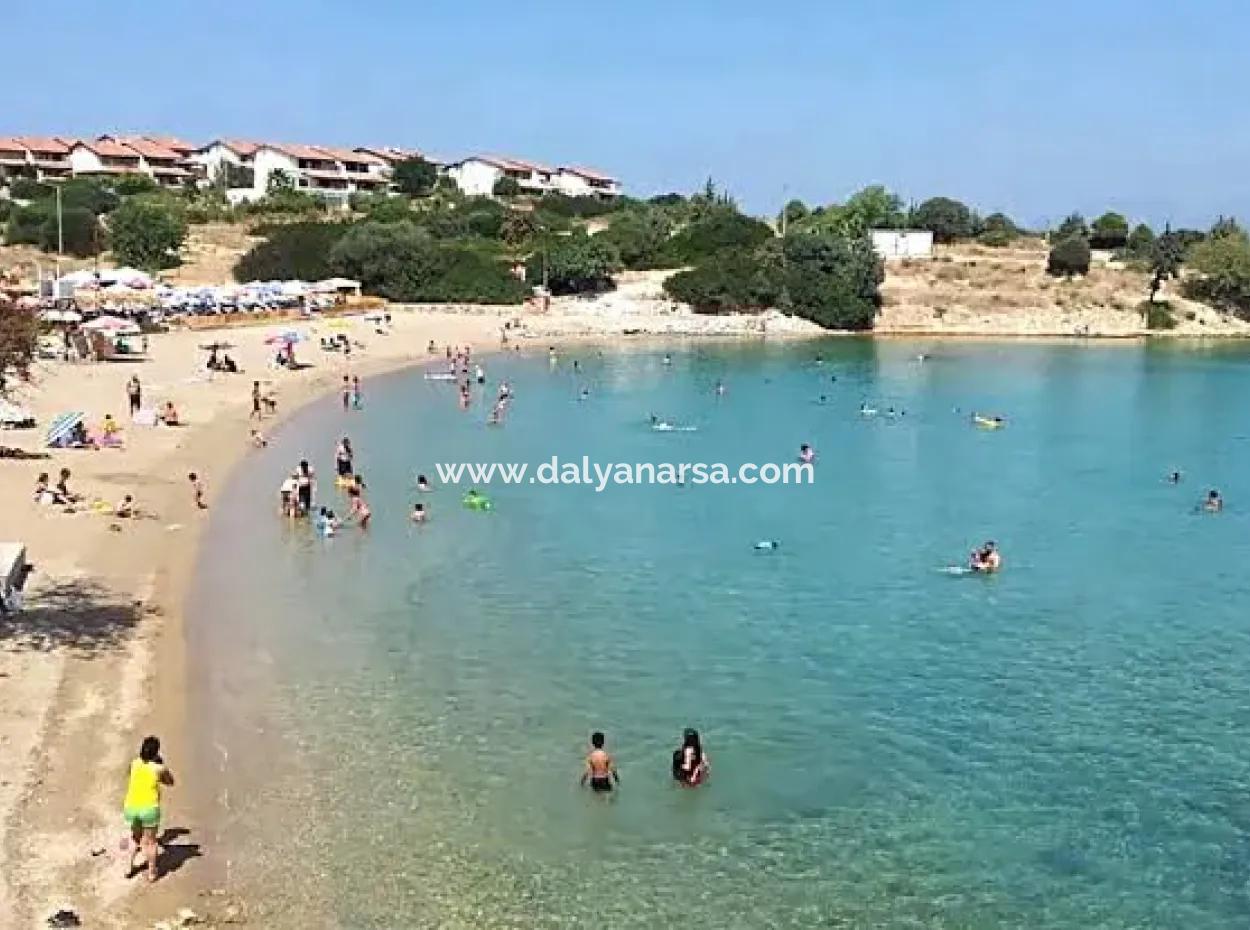 Grundstück Zum Verkauf In Der Nachbarschaft Von Çeşme Dalyan Mit Vollem Meerblick 1176M2 Zoneneinteilung