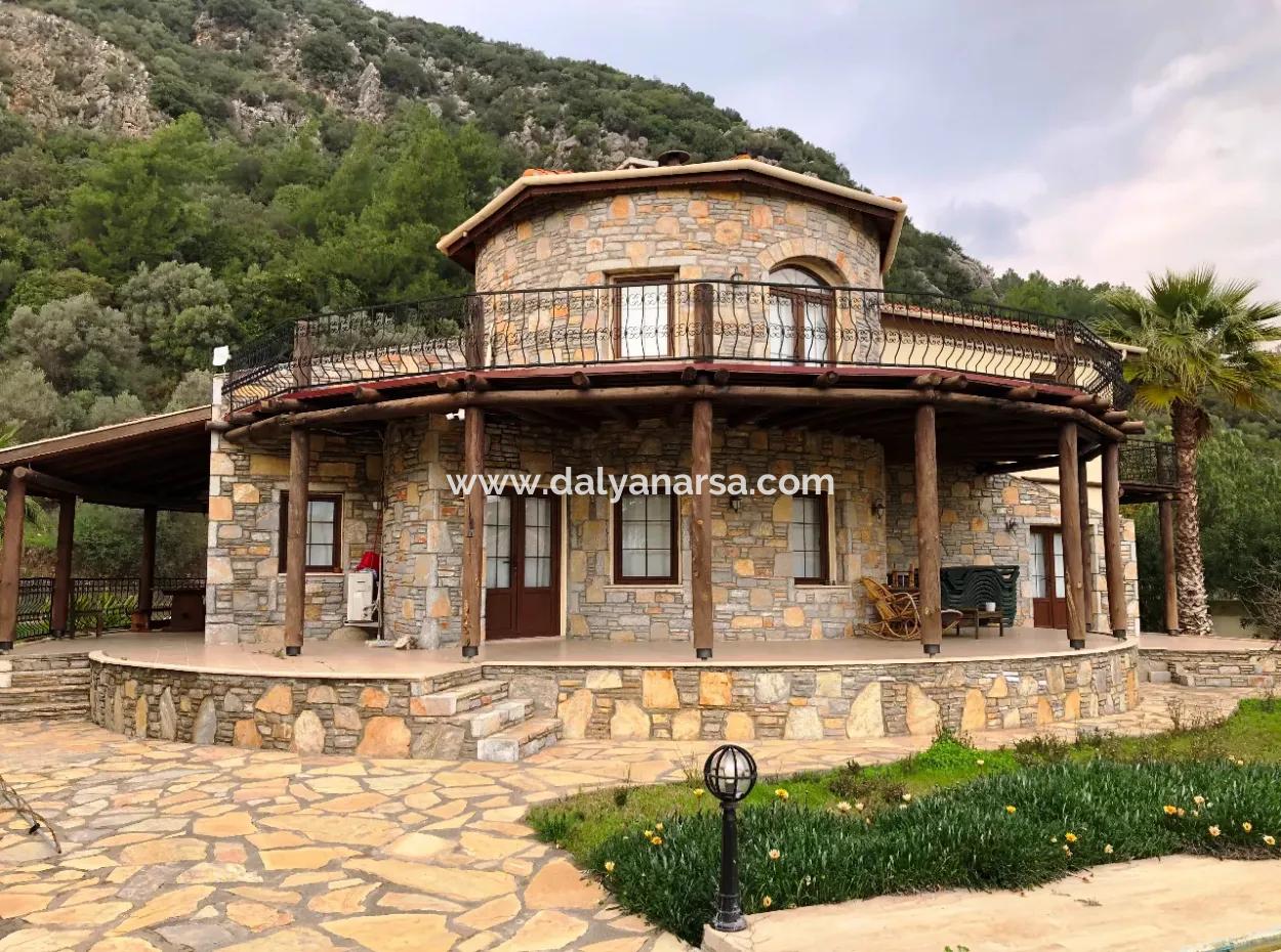 Villa For Sale In Dalyan In 3500M2 Plot