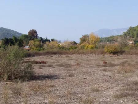 6850M2 Zoning Land With Sea View In Çamlı