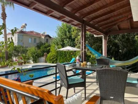 Villa For Sale In Okçular On 1007M2 Plot