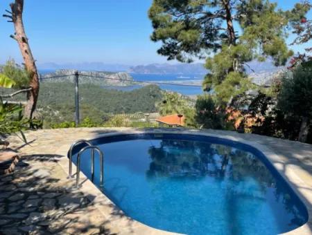 Villa For Sale In A 509M2 Plot With Sea View In Gökbel