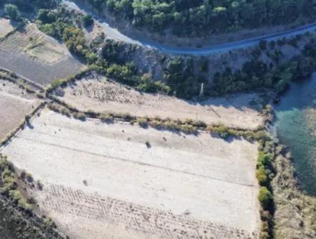 3210M2 2B Land For Sale By The Lake In Çandır