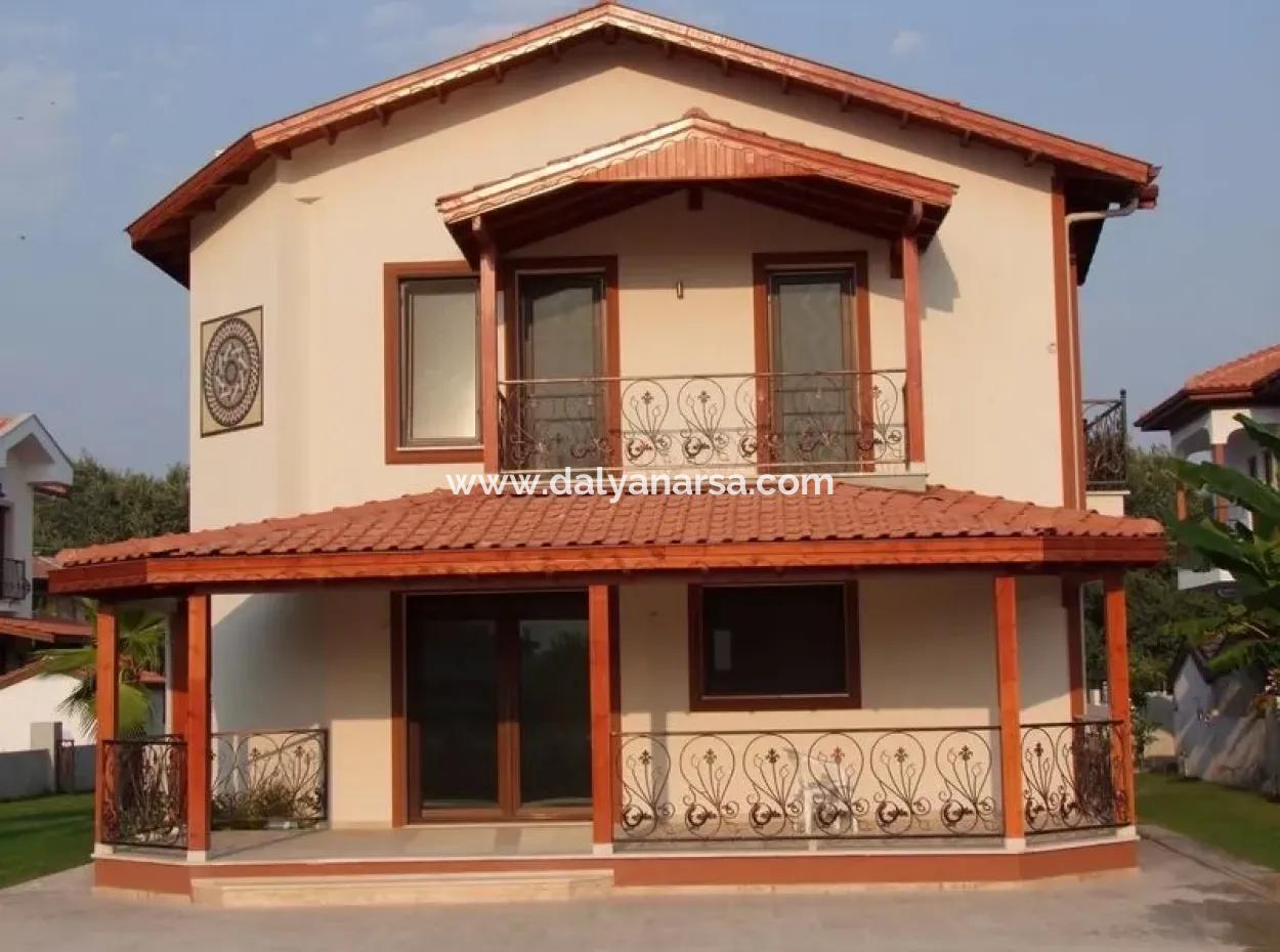 Dalyan Satılık Villa Dalyan 675M2 Arsa İçinde 4+1 Müstakil Satılık Villa