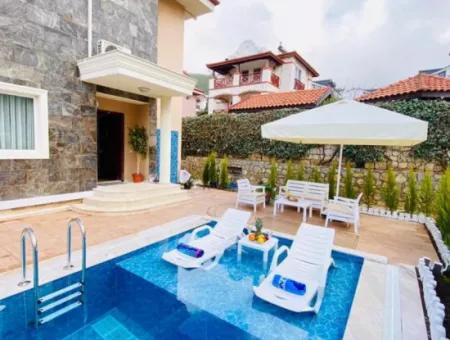 Fethiye Ovacık'ta 4+1 Satılık Villa