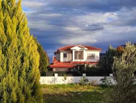 Dalyan 650M2 Arsa İçinde 4+1 Satılık Villa