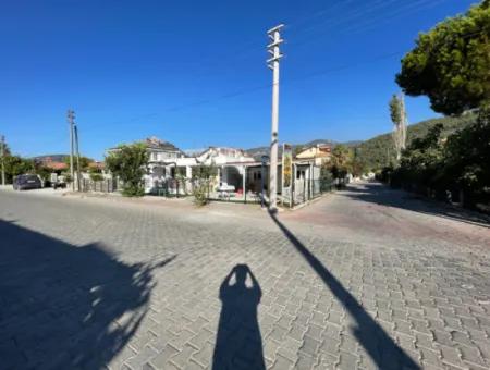 Dalyan Maraşda 677M2 Arsa İçinde Satılık Mustakil Villa Ev