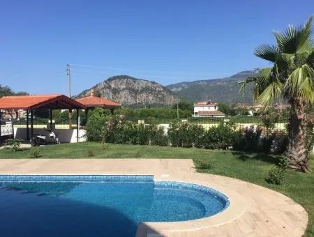 Dalyan Satılık Villa Dalyan 675M2 Arsa İçinde 4+1 Müstakil Satılık Villa